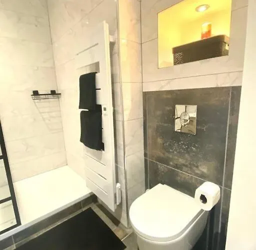 *superbe Moderne* Lägenhet